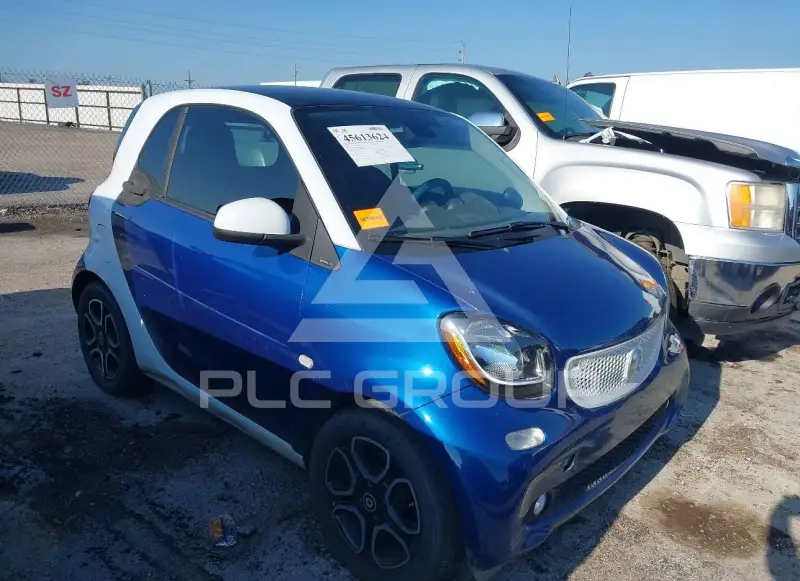 2016 Smart FORTWO фото