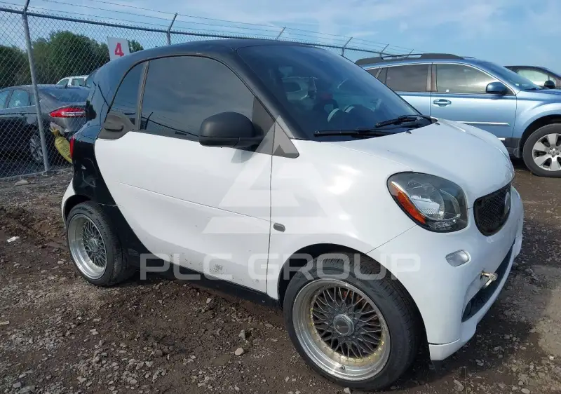 2016 Smart FORTWO фото