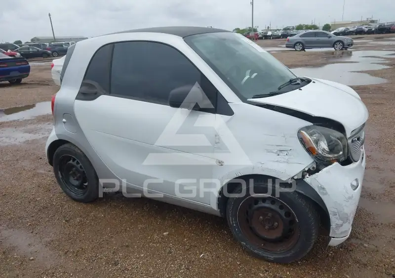 2016 Smart FORTWO фото