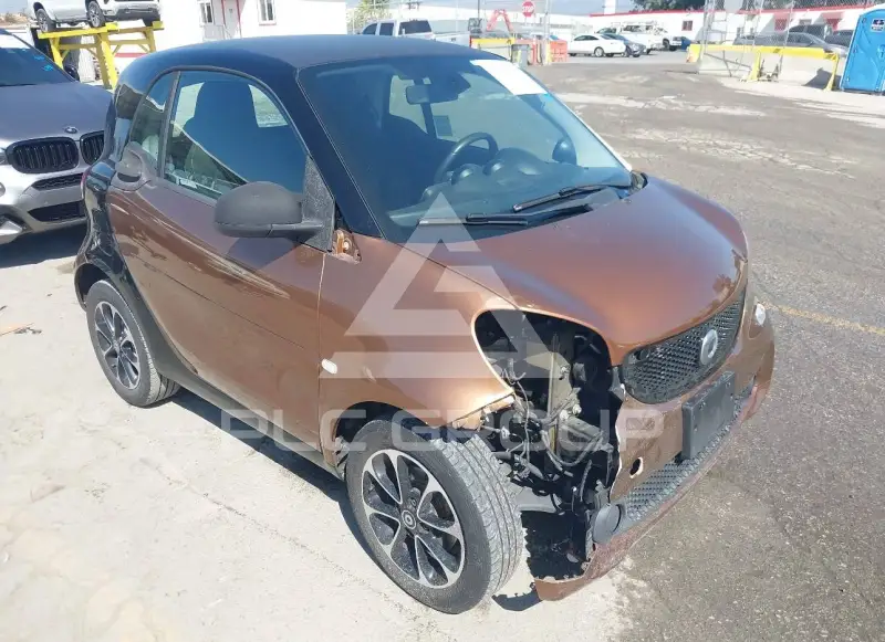 2016 Smart FORTWO фото