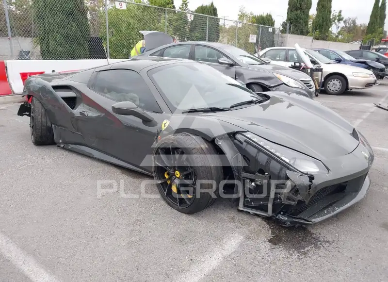 2016 Ferrari 488 фото