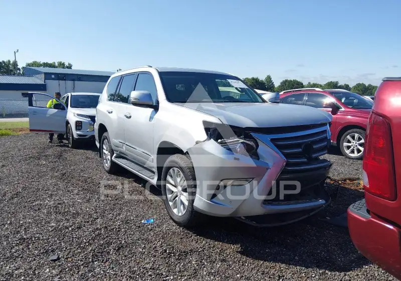 2016 Lexus GX460 photo