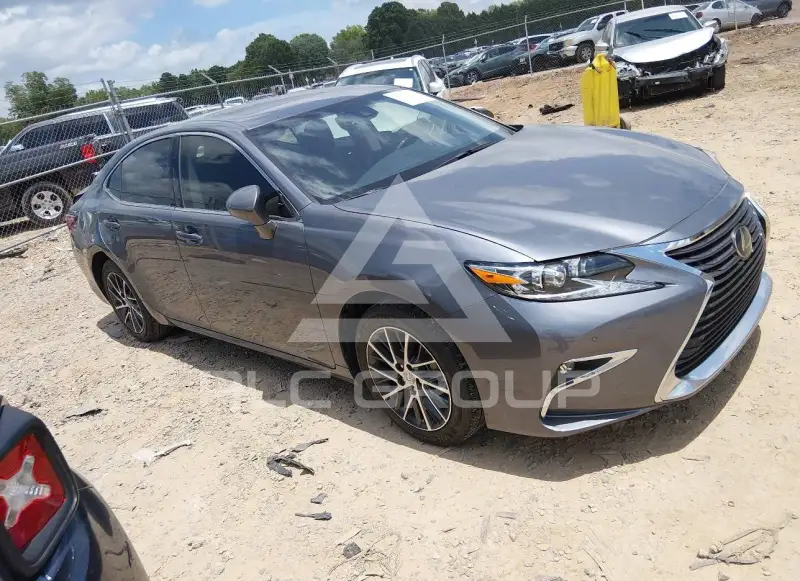 2016 Lexus ES350 фото