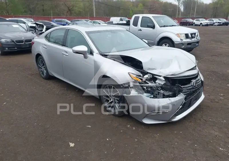 2016 Lexus ES350 фото