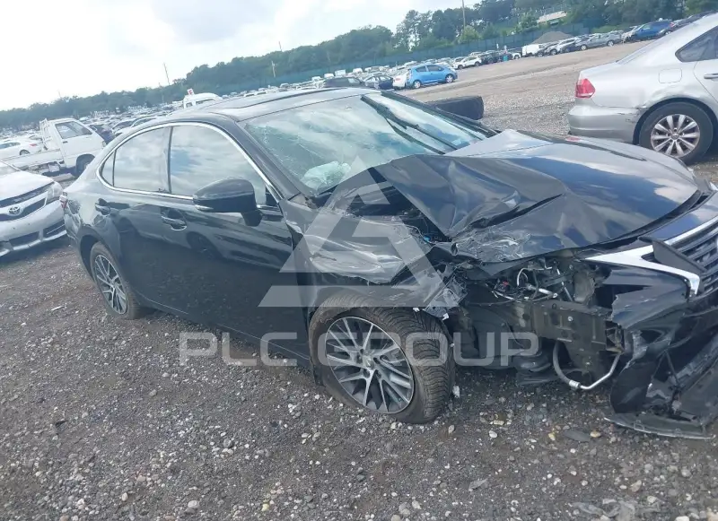 2016 Lexus ES350 photo