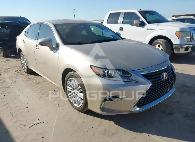 2016 Lexus ES350 фото