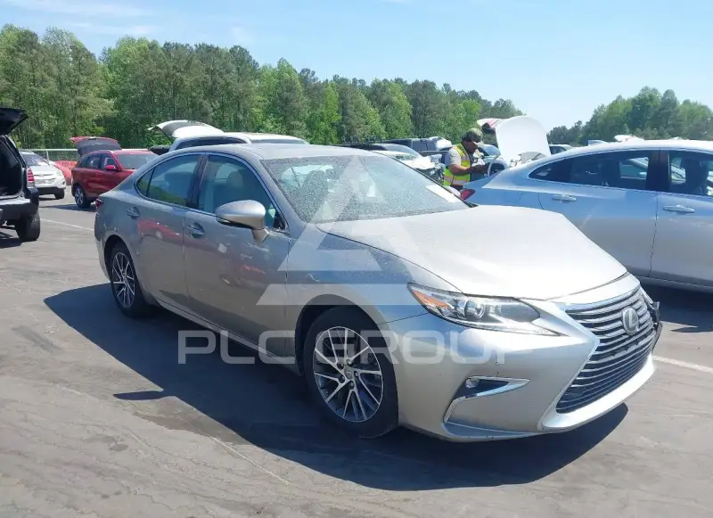 2016 Lexus ES350 фото