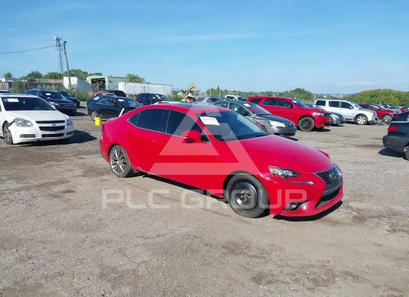 2016 Lexus IS300 photo
