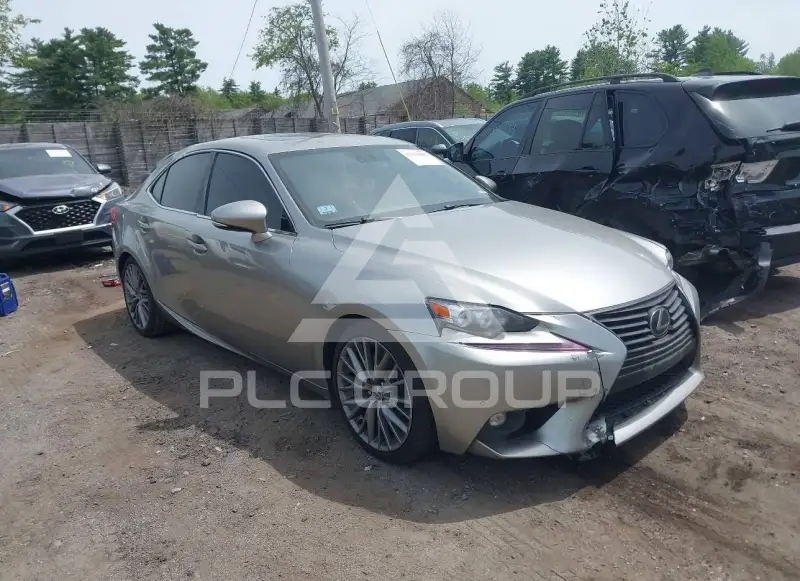 2016 Lexus IS300 photo