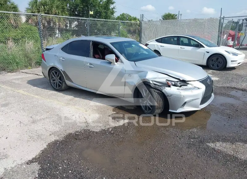 2016 Lexus IS200 photo