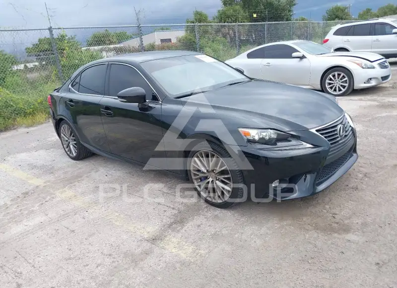 2016 Lexus IS200 фото