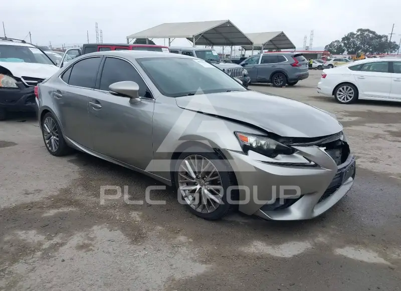 2016 Lexus IS200 фото