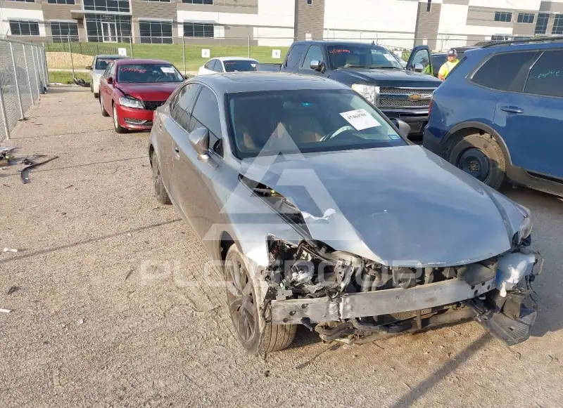 2016 Lexus IS200 photo
