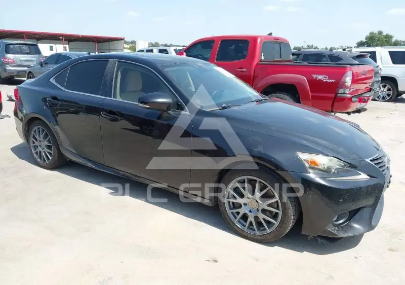 2016 Lexus IS200 фото