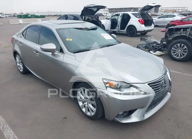 2016 Lexus IS200 photo