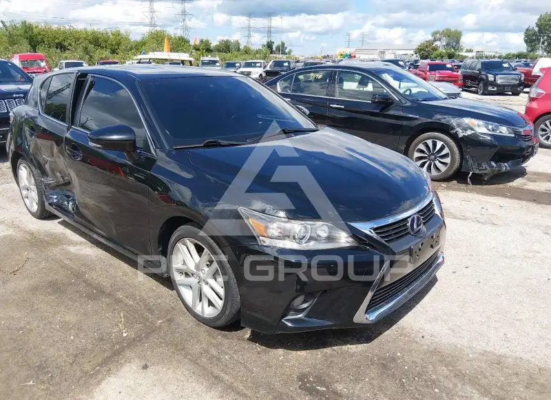 2016 Lexus CT200 photo