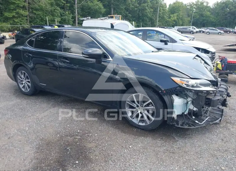 2016 Lexus ES300 photo