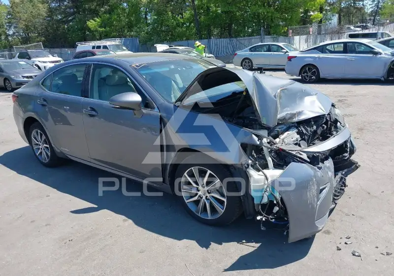2016 Lexus ES300 фото