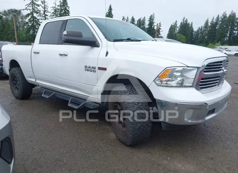 2016 RAM 1500 photo