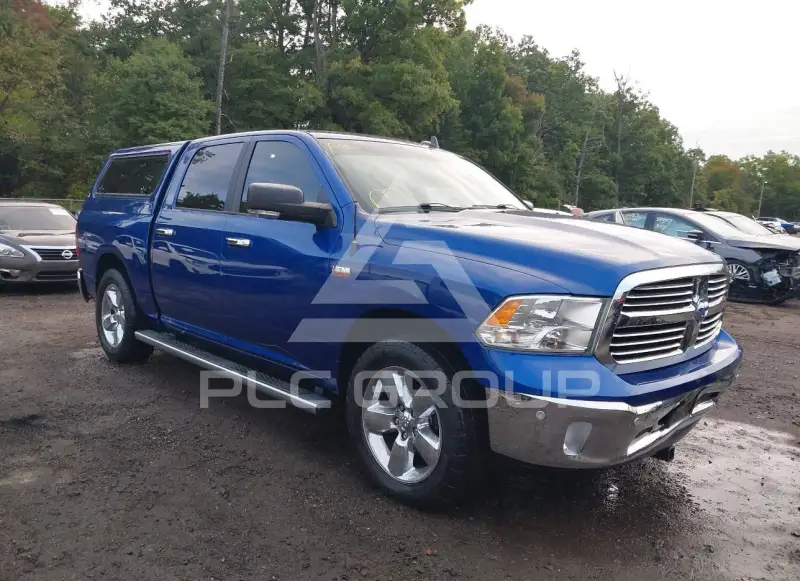 2016 RAM 1500 photo