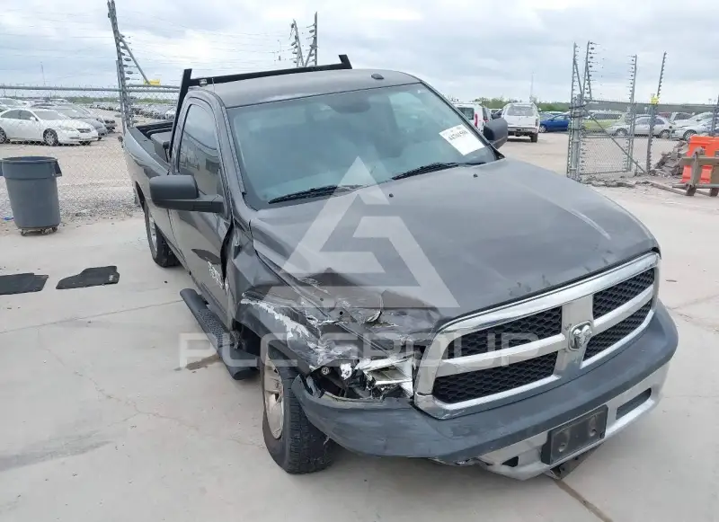 2016 RAM 1500 photo