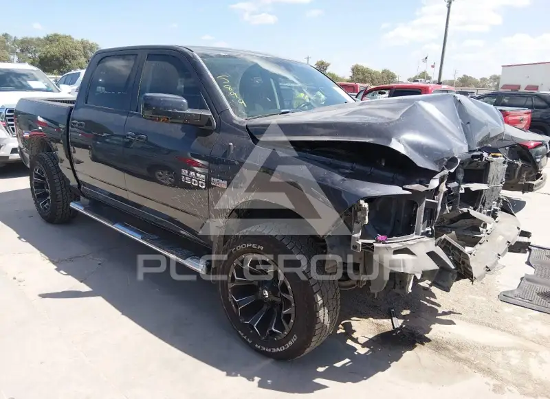 2016 RAM 1500 photo