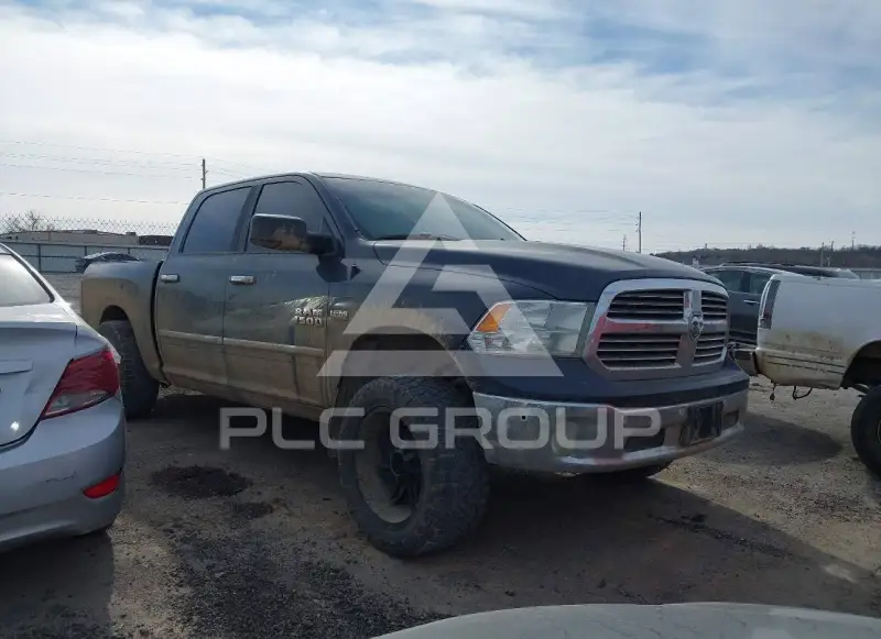 2016 RAM 1500 фото