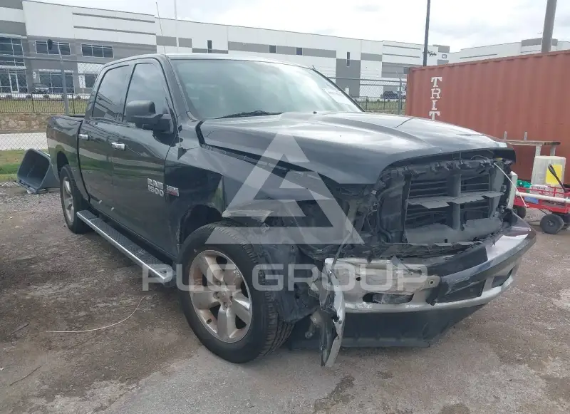 2016 RAM 1500 фото