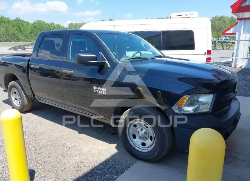 2016 RAM 1500 фото
