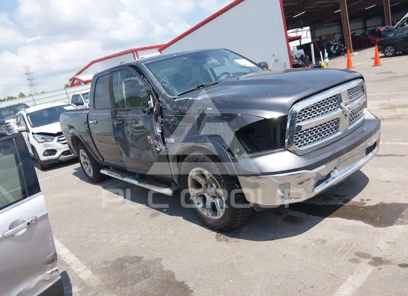 2016 RAM 1500 фото
