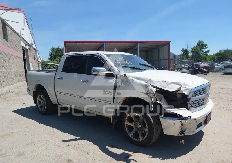 2016 RAM 1500 photo