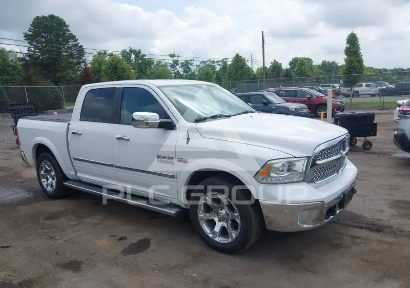 2016 RAM 1500 фото