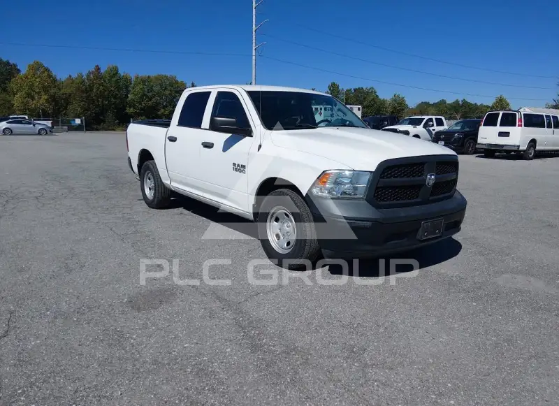 2016 RAM 1500 photo