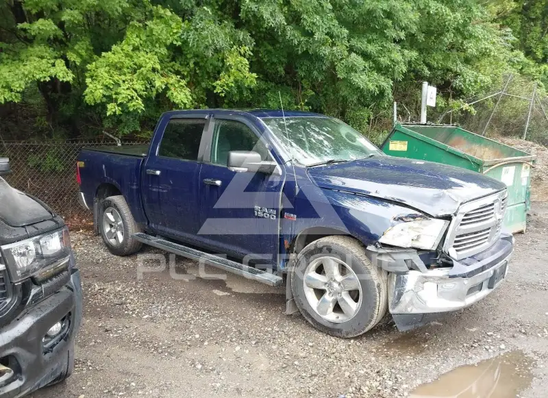 2016 RAM 1500 photo