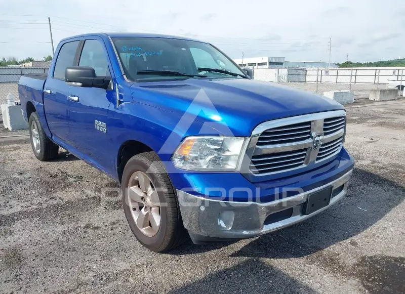 2016 RAM 1500 фото