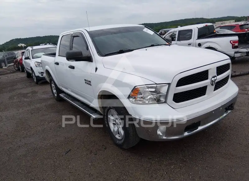 2016 RAM 1500 photo