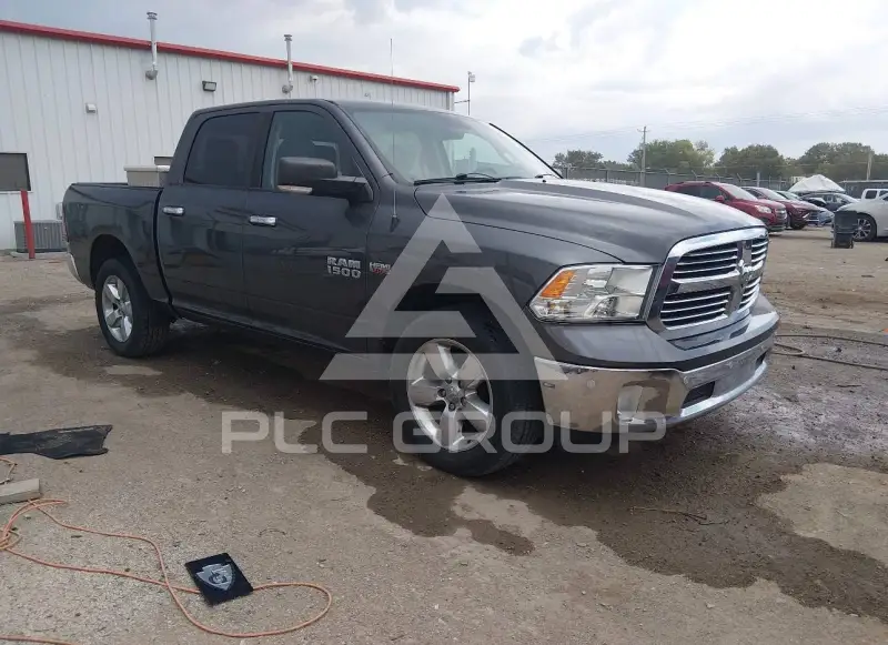 2016 RAM 1500 photo