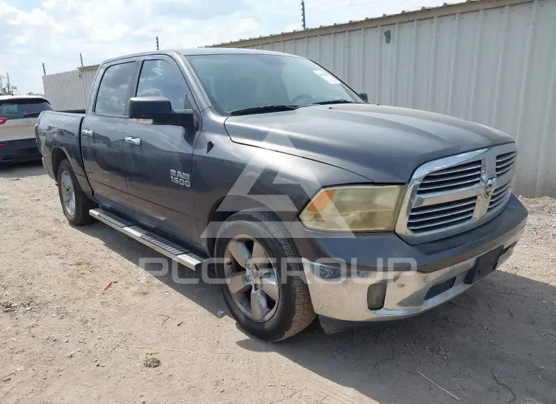 2016 RAM 1500 photo