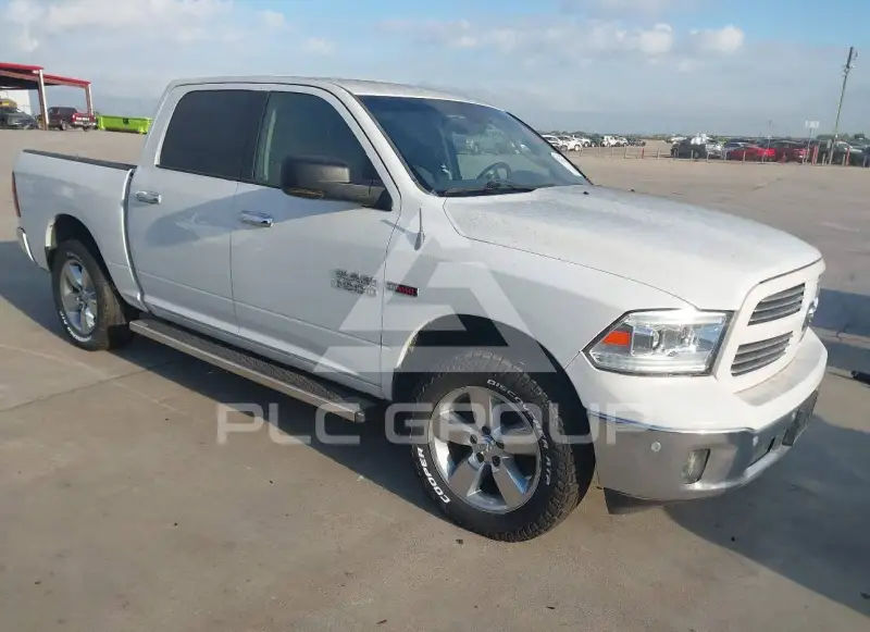 2016 RAM 1500 фото