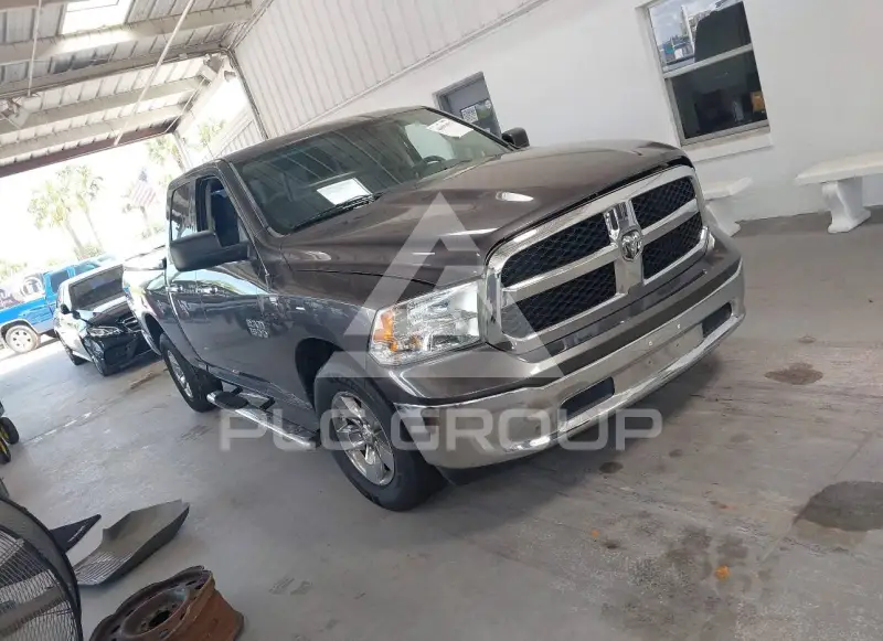 2016 RAM 1500 photo