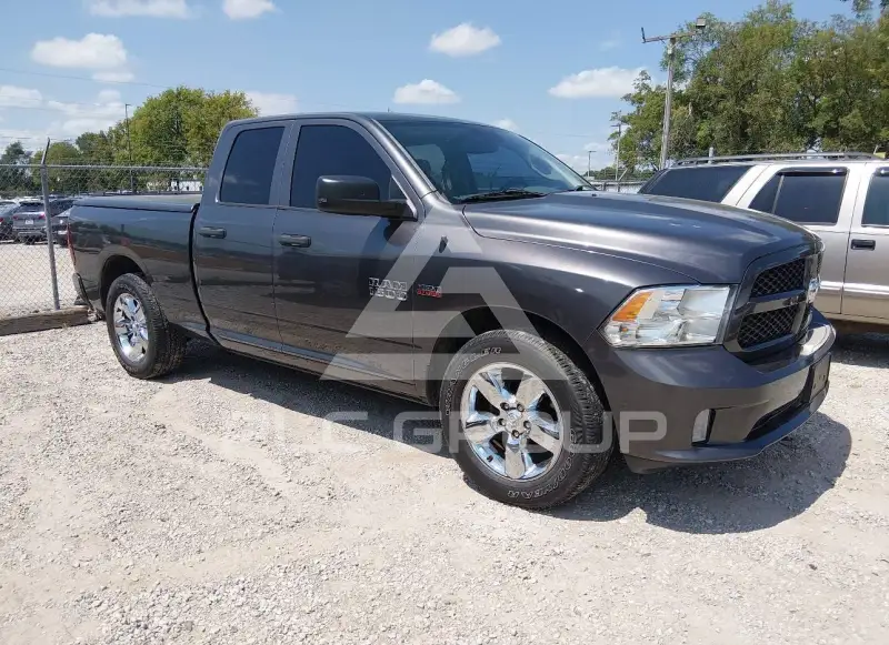 2016 RAM 1500 photo