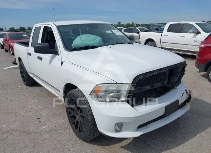 2016 RAM 1500 photo