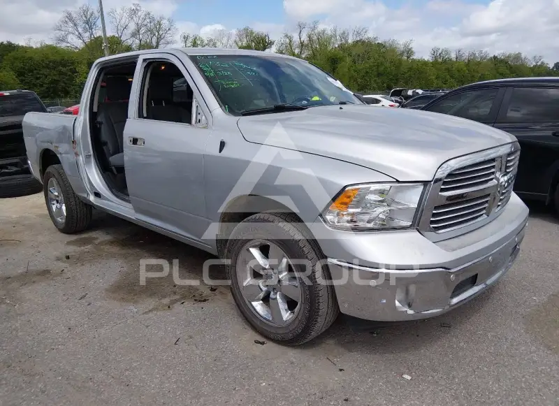 2016 RAM 1500 фото