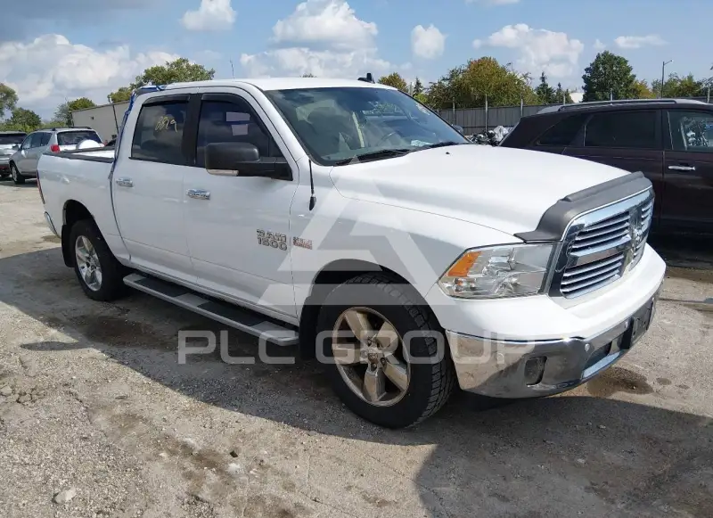 2016 RAM 1500 photo