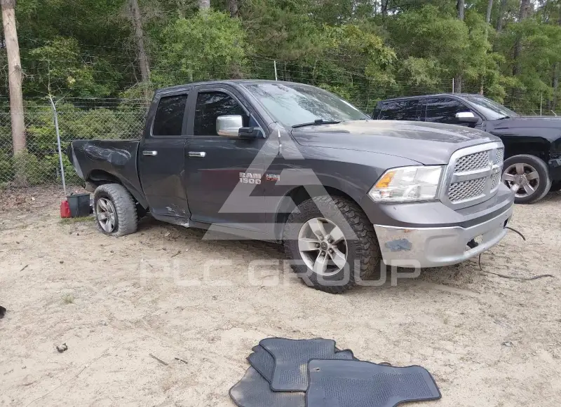 2016 RAM 1500 photo