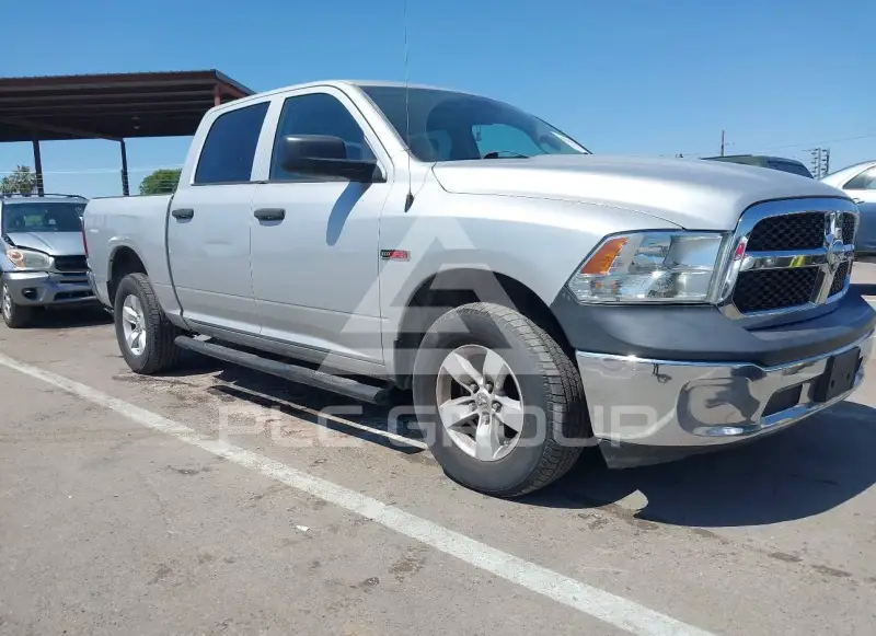 2016 RAM 1500 photo