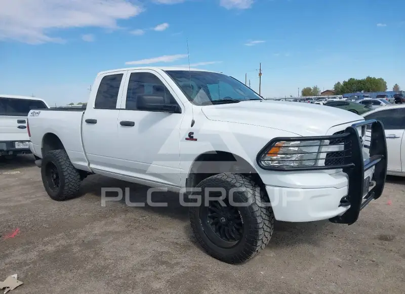 2016 RAM 1500 photo