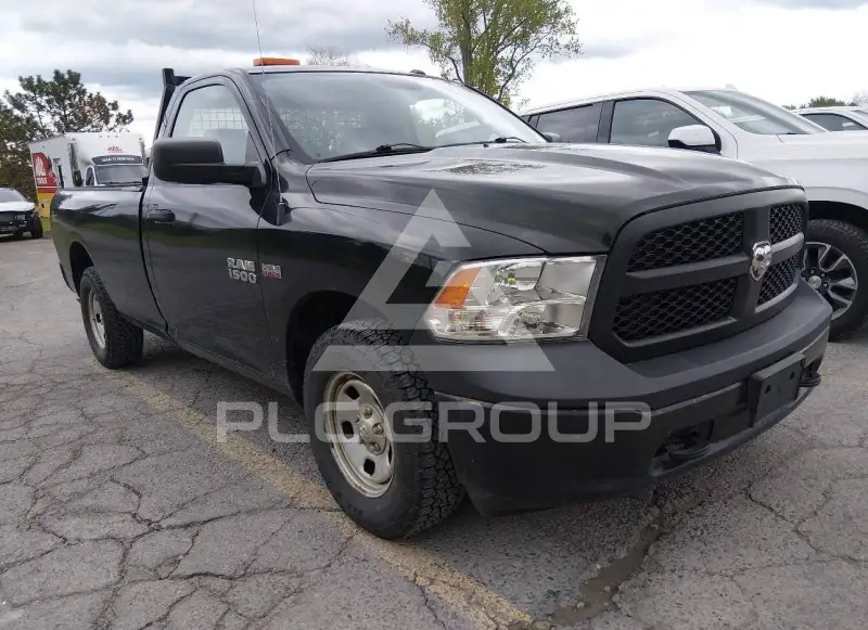 2016 RAM 1500 photo