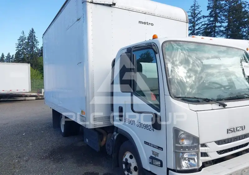 2016 Isuzu NPR photo