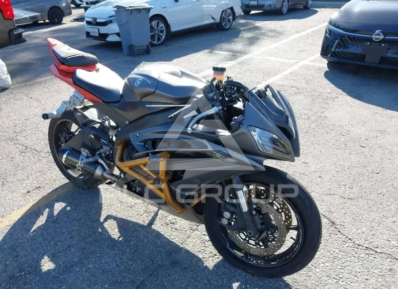 2016 Yamaha YZF-R6 фото
